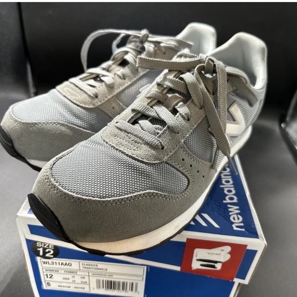 New Balance 311, Women Classics Traditionnels Sneakers, Size 12 M, , Gray-09-08 - Picture 6 of 8